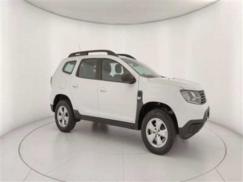 Dacia Duster usata a Bari (10)