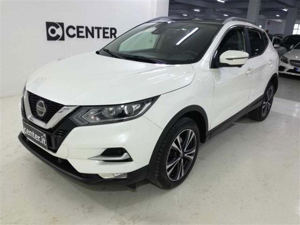 Nissan Qashqai MHEV 140 CV Visia del 2021 usata a Salerno