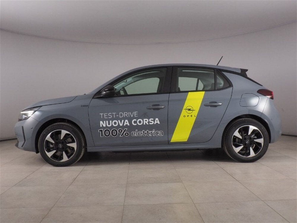 Opel Corsa-e 136 CV 5 porte nuova a Palermo (3)