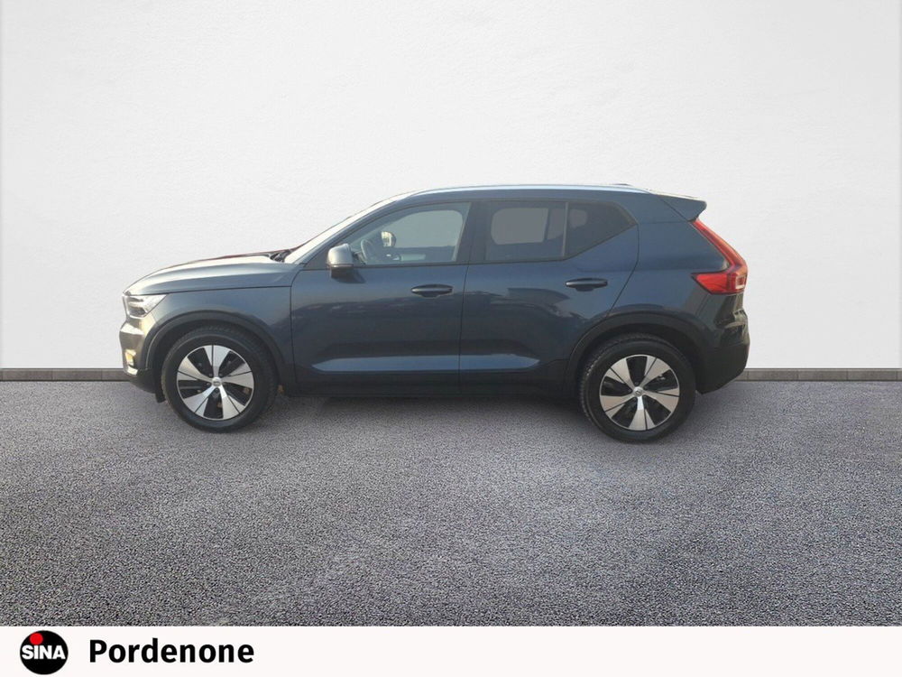 Volvo XC40 D3 Geartronic Momentum  del 2020 usata a Spilimbergo (4)