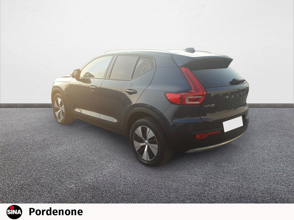 Volvo XC40 usata a Pordenone (7)