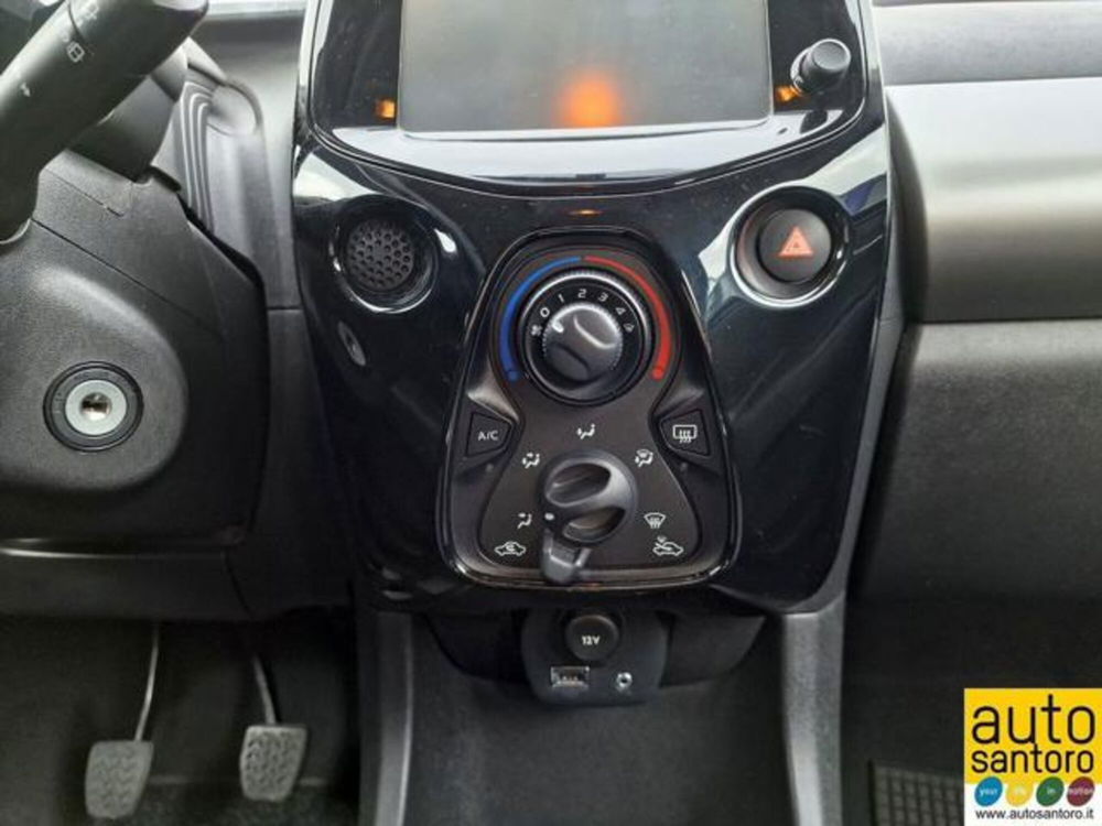 Peugeot 108 usata a Salerno (16)