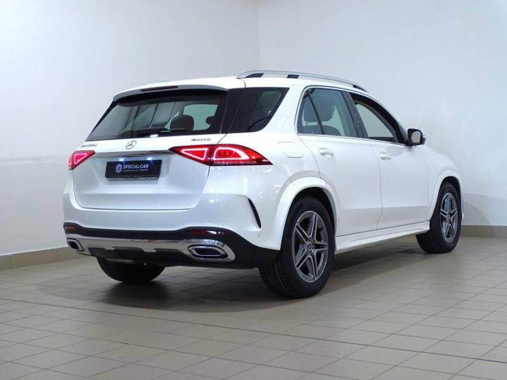 Mercedes-Benz GLE suv 300 d 4Matic Premium del 2019 usata a Elmas (2)