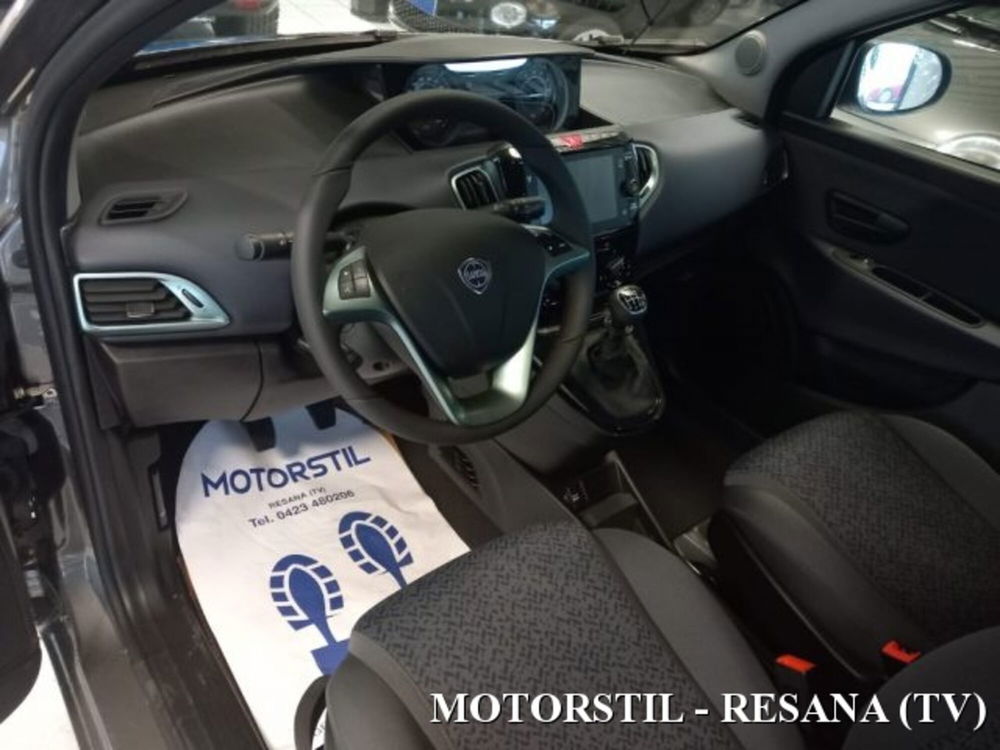 Lancia Ypsilon nuova a Treviso (6)