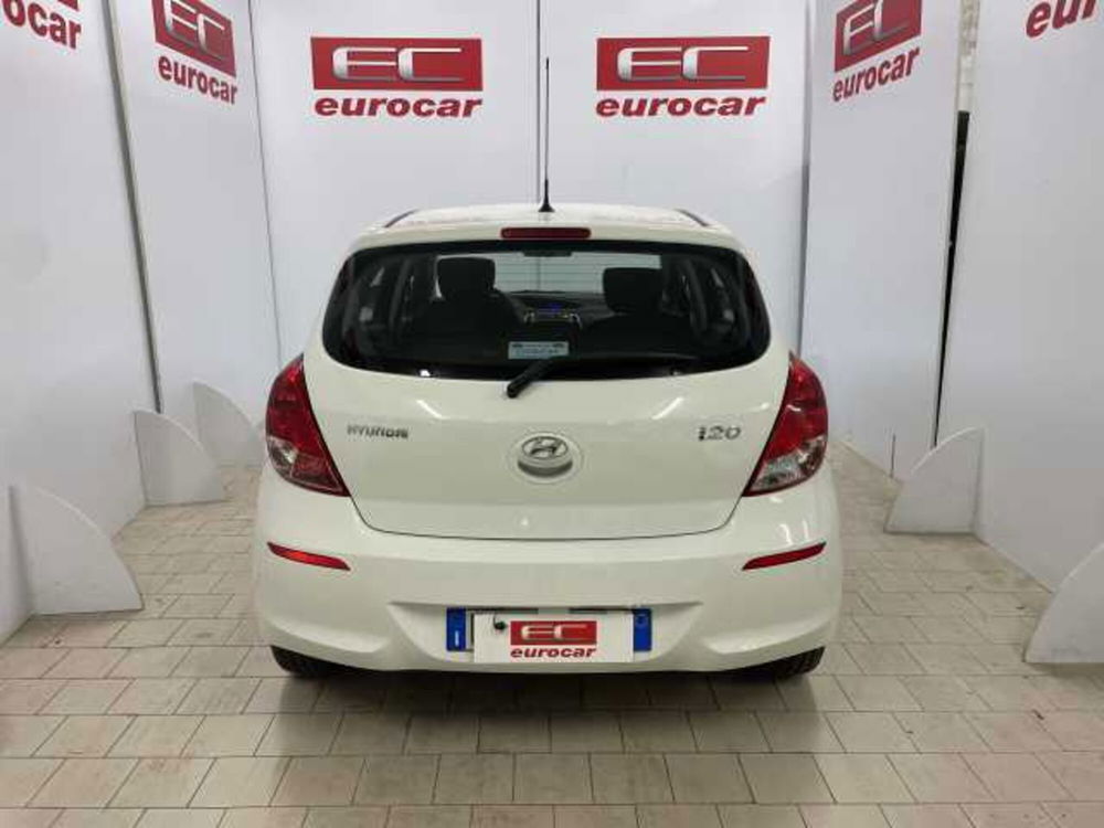 Hyundai i20 1.2 5p. BlueDrive GPL Sound Edition del 2013 usata a Ottaviano (4)