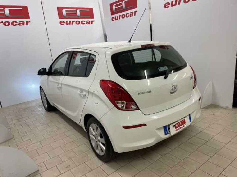 Hyundai i20 usata a Napoli (5)