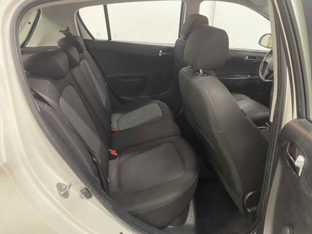 Hyundai i20 usata a Napoli (8)