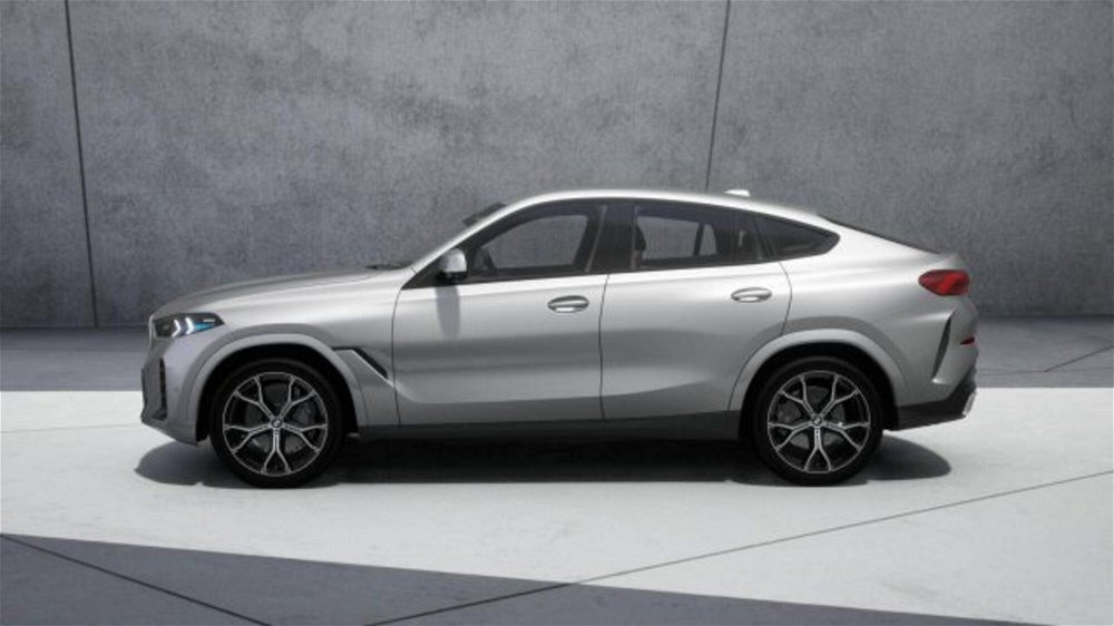 BMW X6 xDrive30d 48V Msport  nuova a Imola (4)
