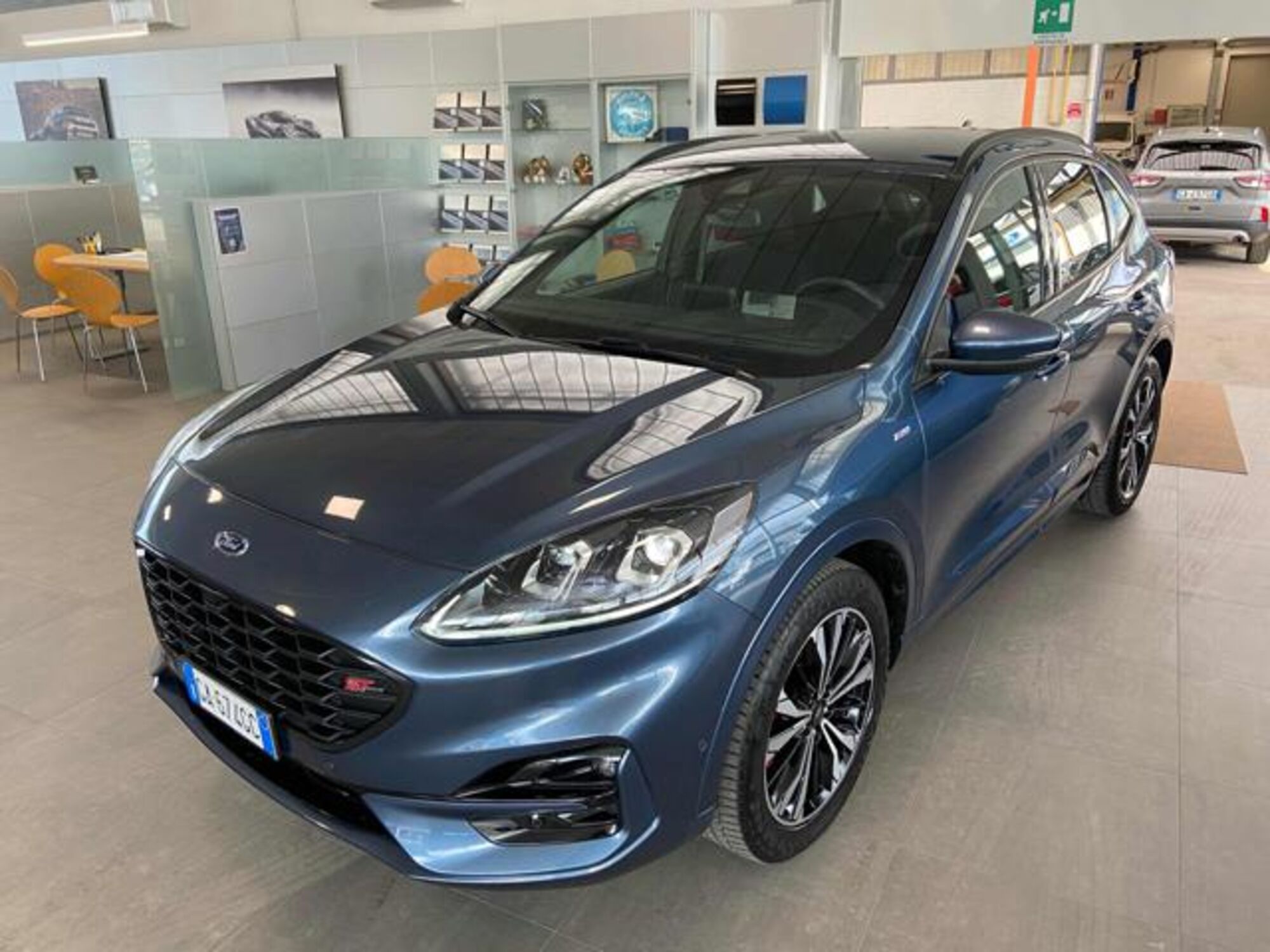 Ford Kuga 1.5 EcoBlue 120 CV 2WD ST-Line X  del 2020 usata a Imola