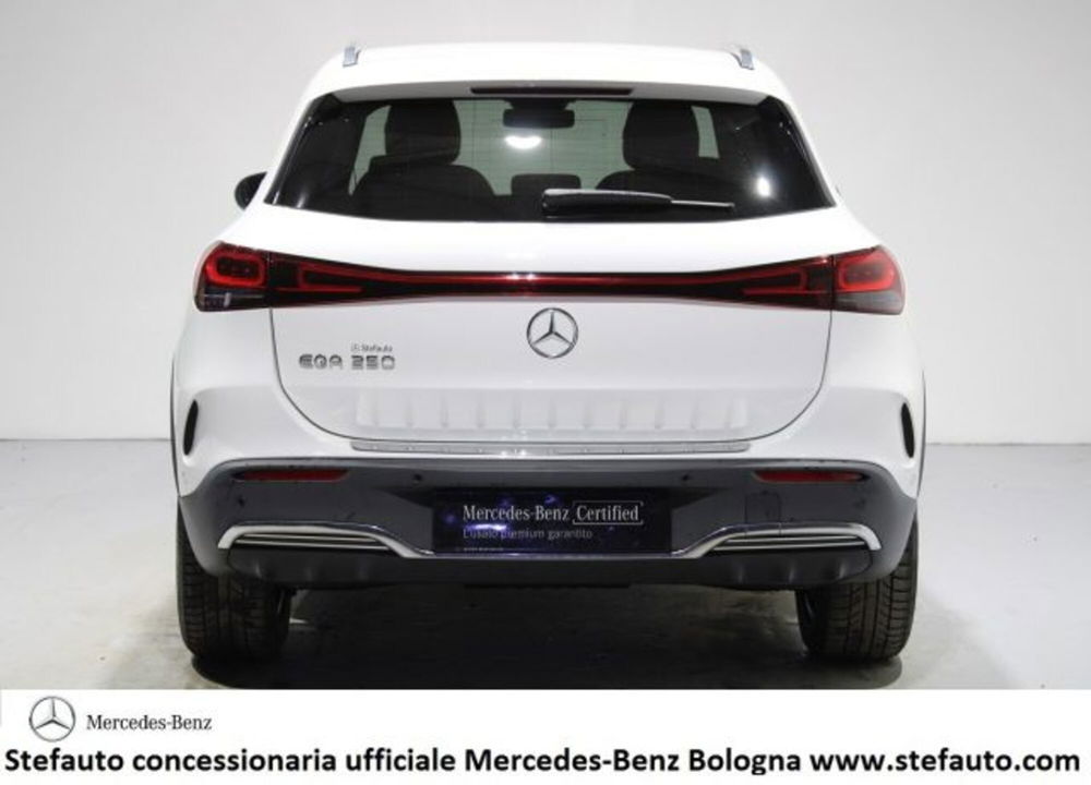 Mercedes-Benz EQA 250 Premium  del 2021 usata a Castel Maggiore (4)