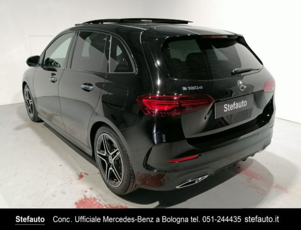 Mercedes-Benz Classe B 180 d Automatic Premium AMG Line nuova a Castel Maggiore (4)