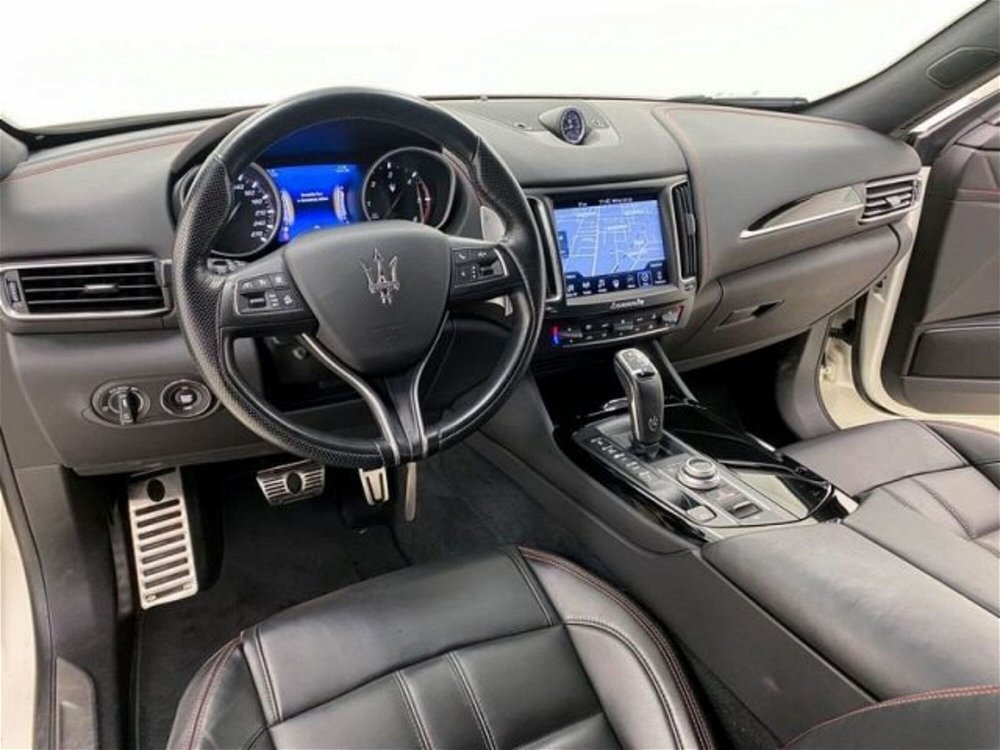 Maserati Levante Levante V6 Diesel 275 CV AWD Gransport  del 2019 usata a Bassano del Grappa (5)