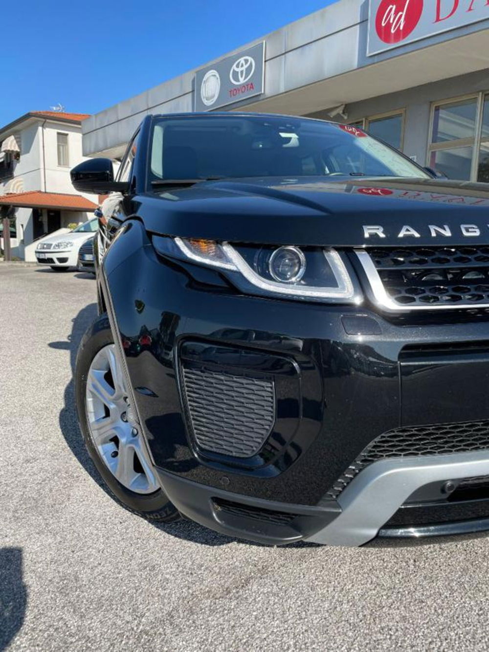 Land Rover Range Rover Evoque 2.0 TD4 150 CV 5p. SE Dynamic  del 2017 usata a Maniago (5)