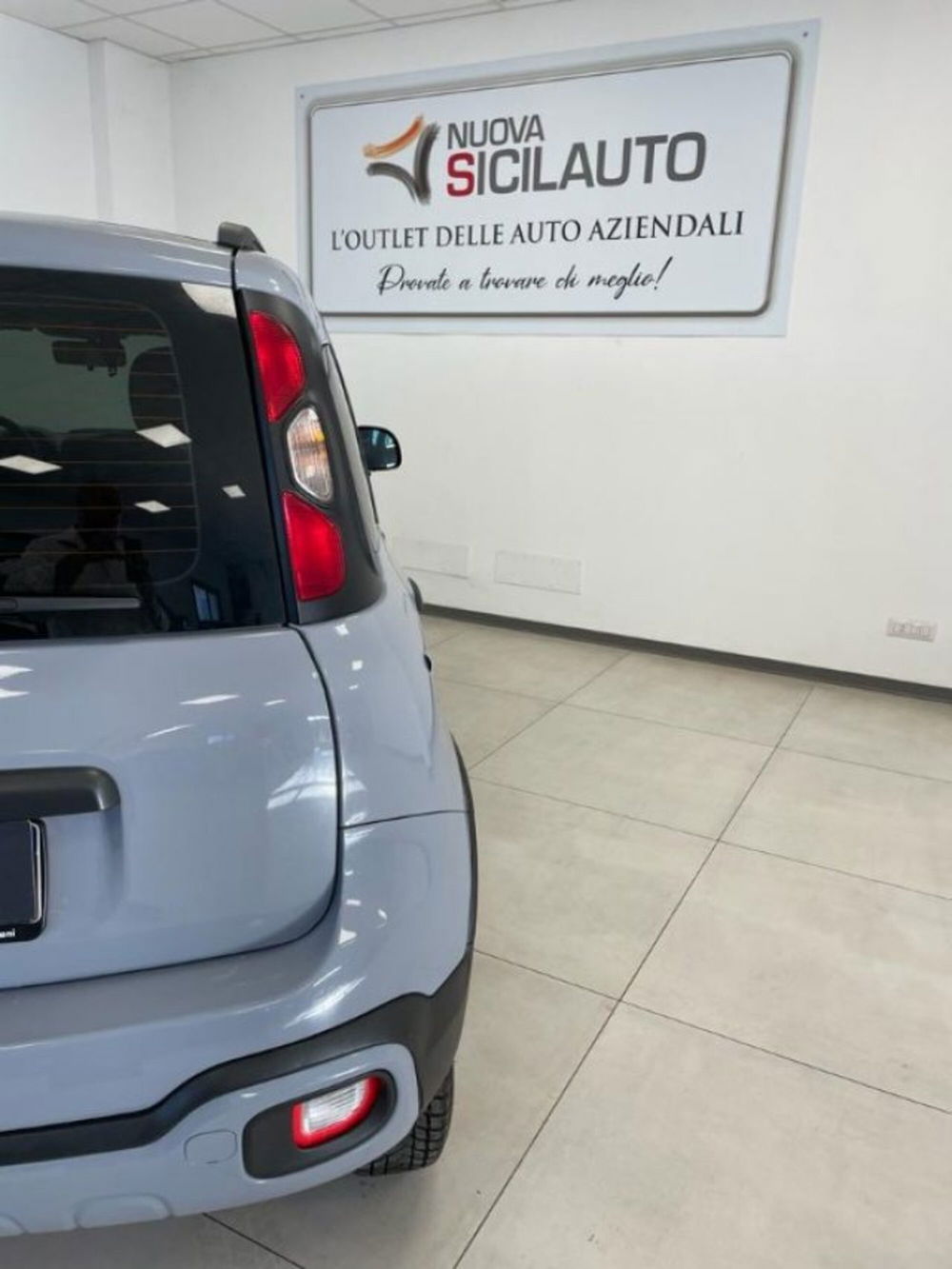 Fiat Panda Cross usata a Palermo (18)