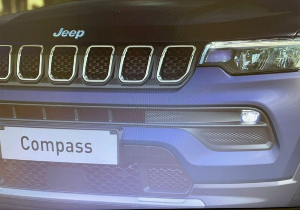 Jeep Compass 1.3 T4 190CV PHEV AT6 4xe Limited  nuova a Palermo (4)