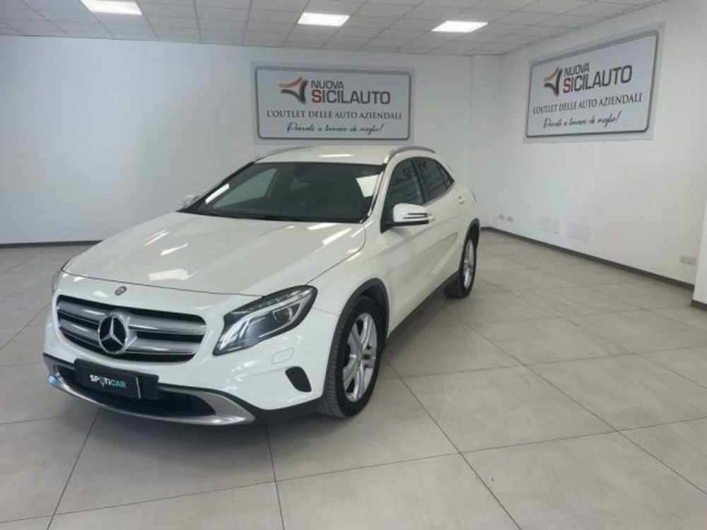 Mercedes-Benz GLA SUV 220 d Automatic 4Matic Executive  del 2016 usata a Palermo (2)