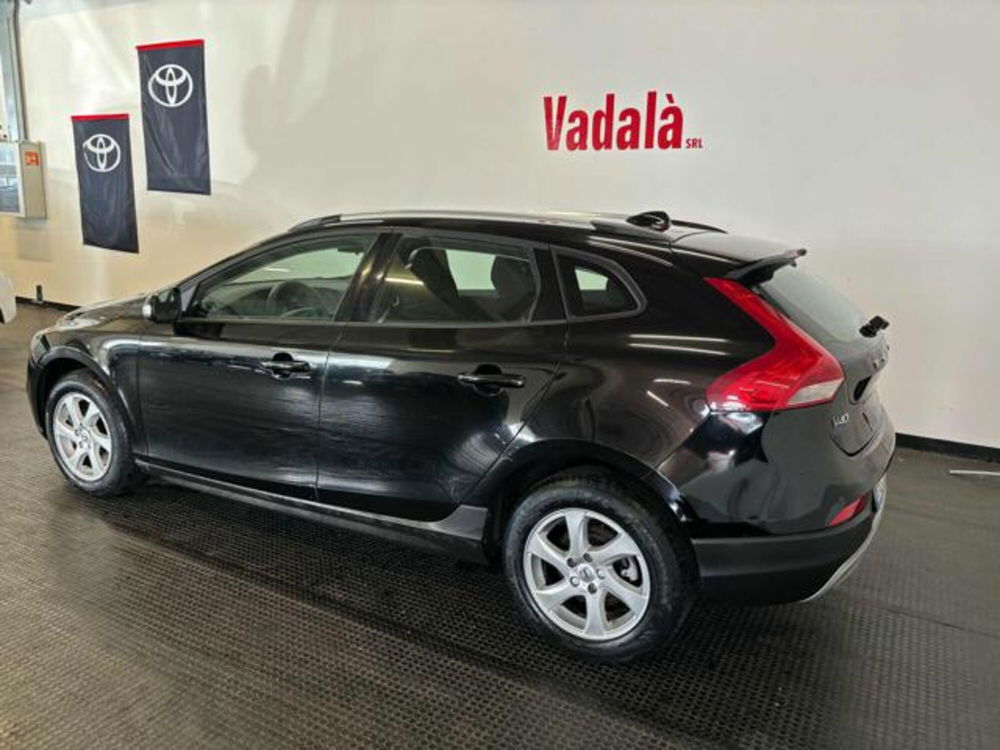 Volvo V40 Cross Country usata a Reggio Calabria (13)