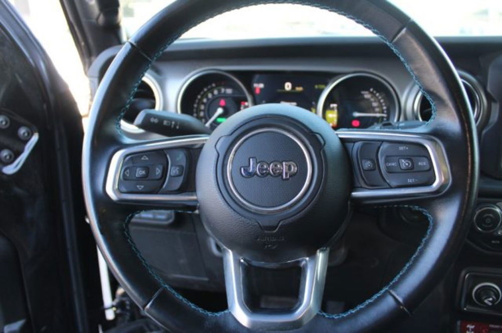 Jeep Wrangler Unlimited usata a Lecce (16)