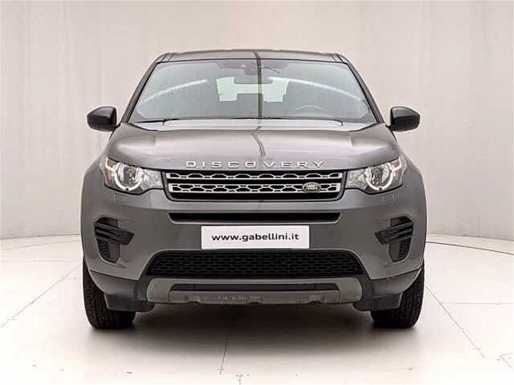 Land Rover Discovery Sport 2.0 TD4 180 CV HSE Luxury  del 2016 usata a Pesaro (2)