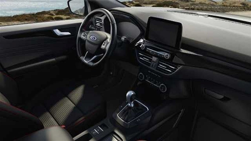 Ford Kuga 2.5 Full Hybrid 190 CV CVT 2WD ST-Line Design nuova a Bologna (4)
