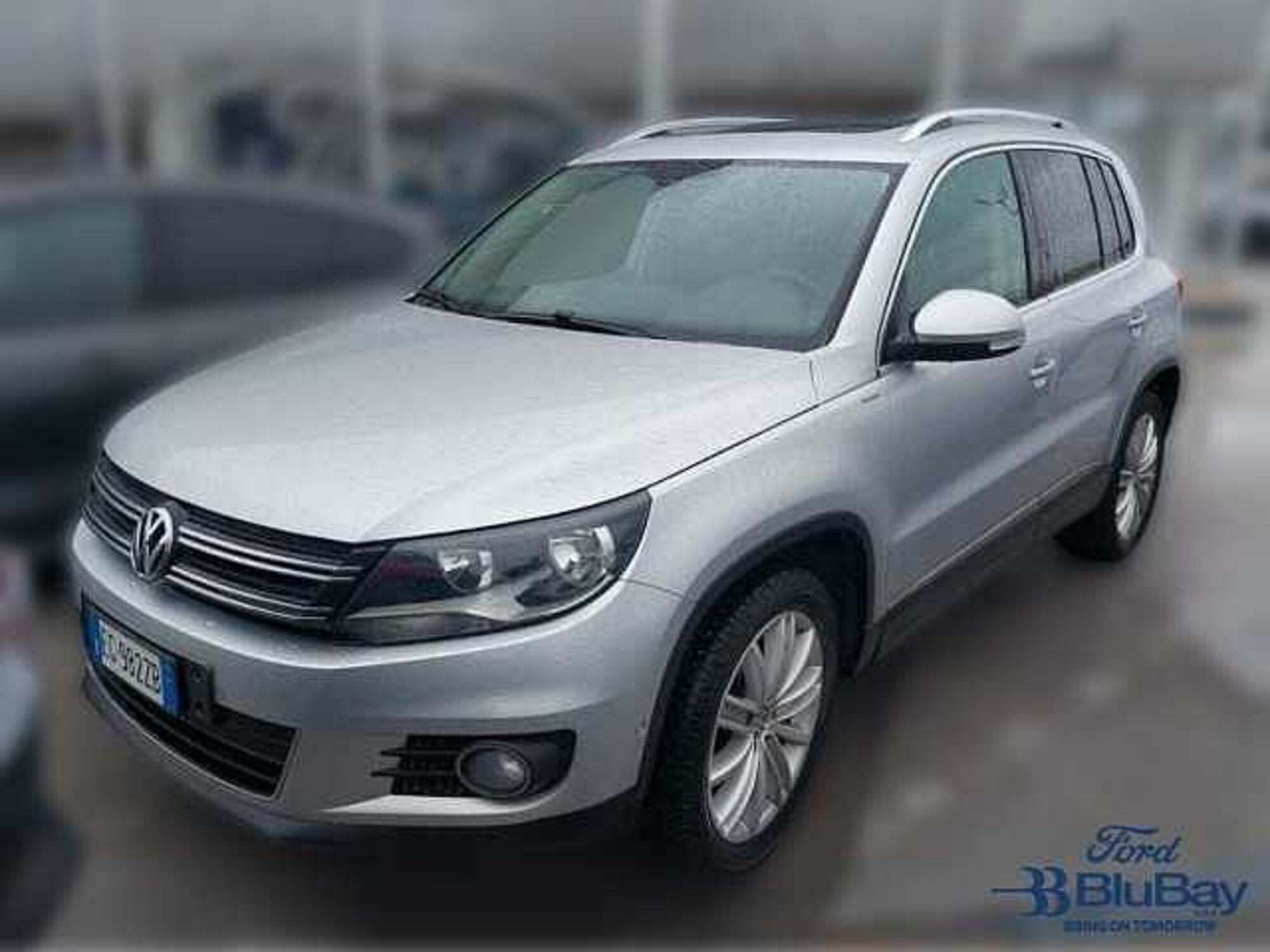 Volkswagen Tiguan 2.0 TDI 140 CV Trend &amp; Fun BlueMotion Technology del 2012 usata a Livorno