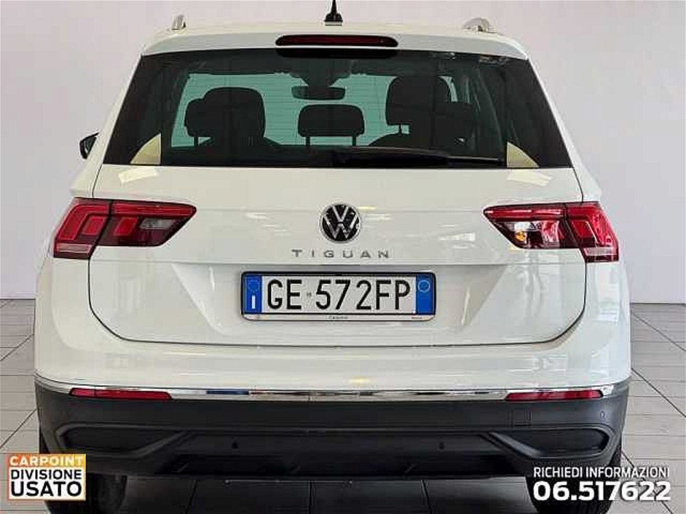 Volkswagen Tiguan 2.0 TDI SCR Life del 2021 usata a Roma (4)