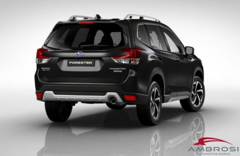 Subaru Forester 2.0i e-boxer Premium lineartronic nuova a Corciano (3)