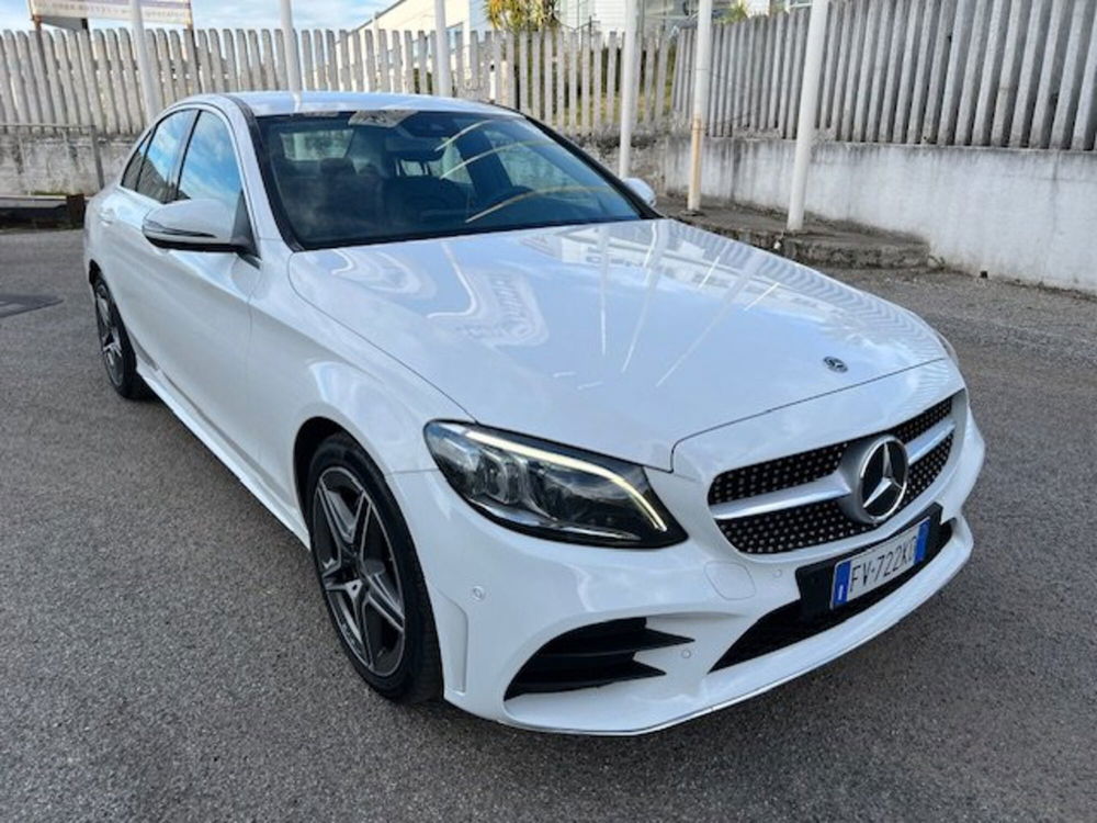 Mercedes-Benz Classe C 220 d Auto Premium  del 2019 usata a Rende (3)