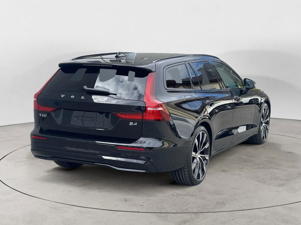 Volvo V60 nuova a Como (6)