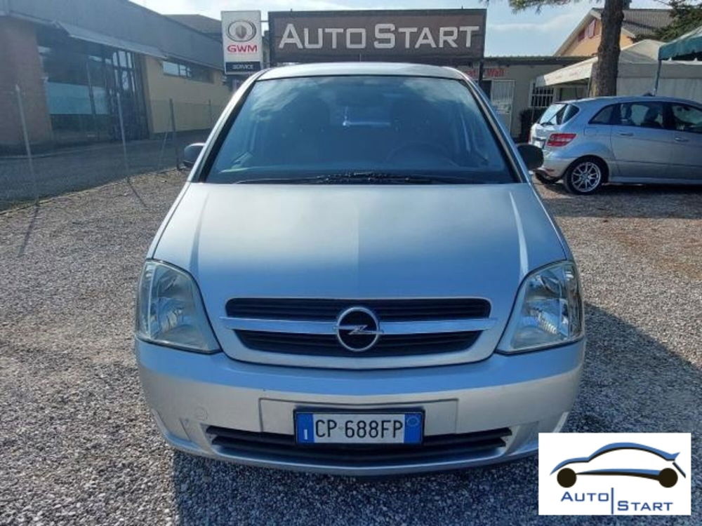 Opel Meriva 1.4 16V Enjoy  del 2004 usata a Sant'Agata sul Santerno