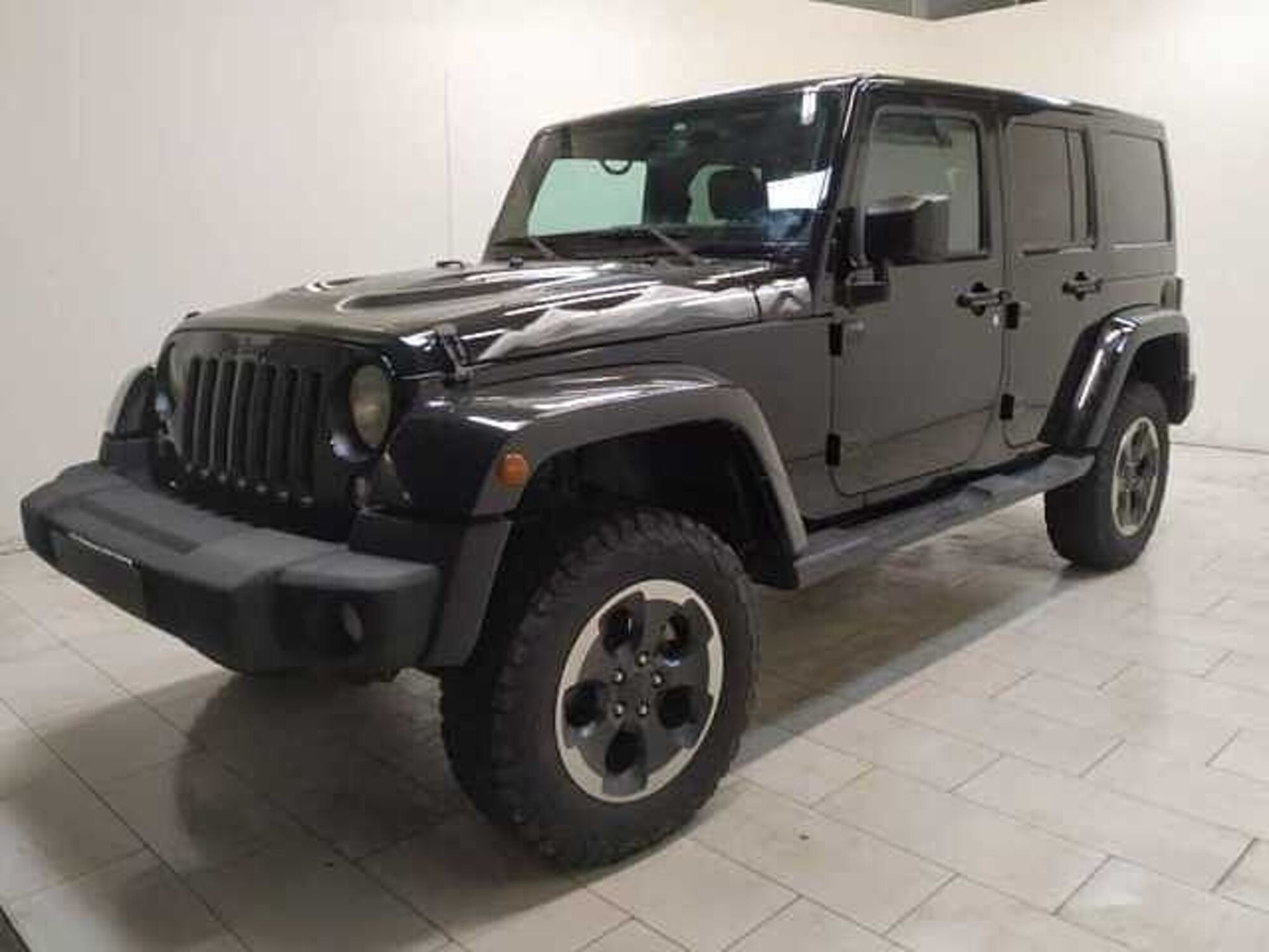 Jeep Wrangler Unlimited 2.8 CRD DPF Sahara Auto  del 2015 usata a Cuneo