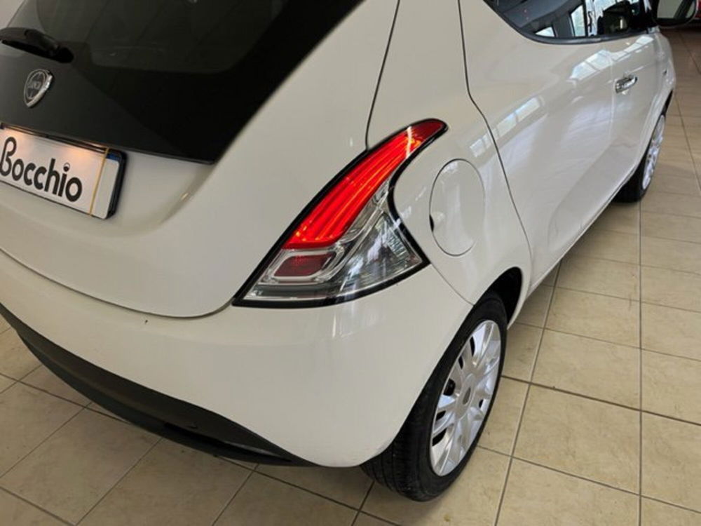 Lancia Ypsilon usata a Brescia (7)