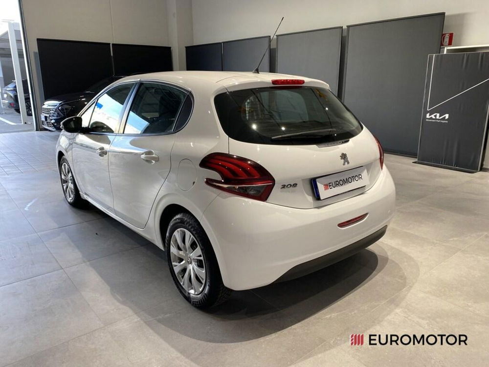 Peugeot 208 usata a Bari (8)