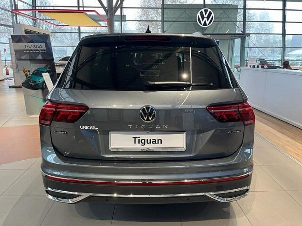 Volkswagen Tiguan Allspace 2.0 tdi Elegance 150cv dsg nuova a Alba (5)