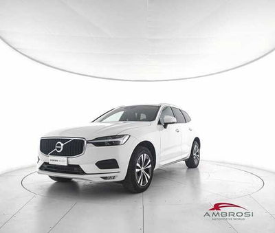 Volvo XC60 B4 Geartronic Momentum Pro  del 2021 usata a Viterbo