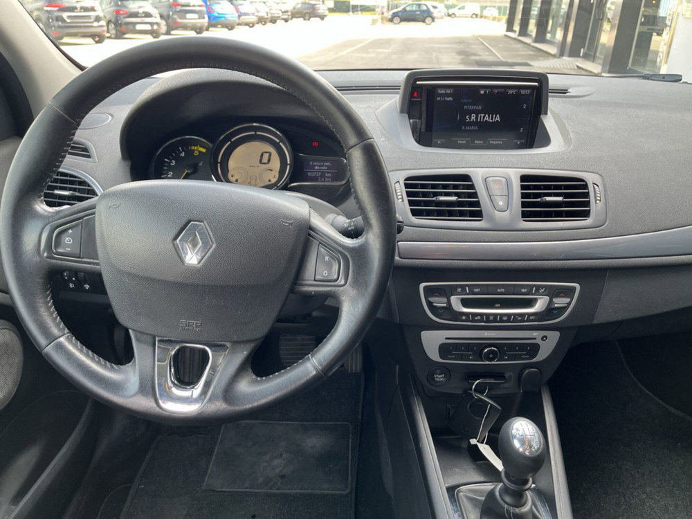 Renault Mégane SporTour 1.5 dCi 110CV SporTour Limited  del 2015 usata a San Bonifacio (5)