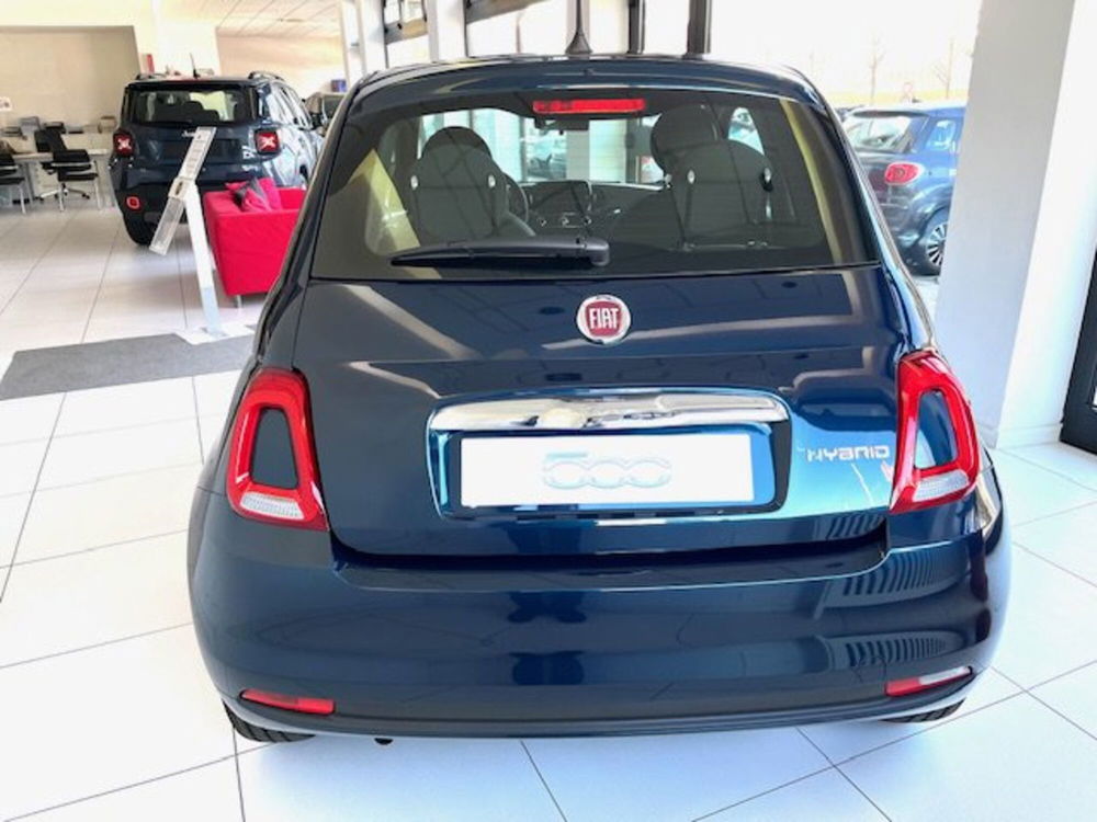 Fiat 500 nuova a Milano (2)