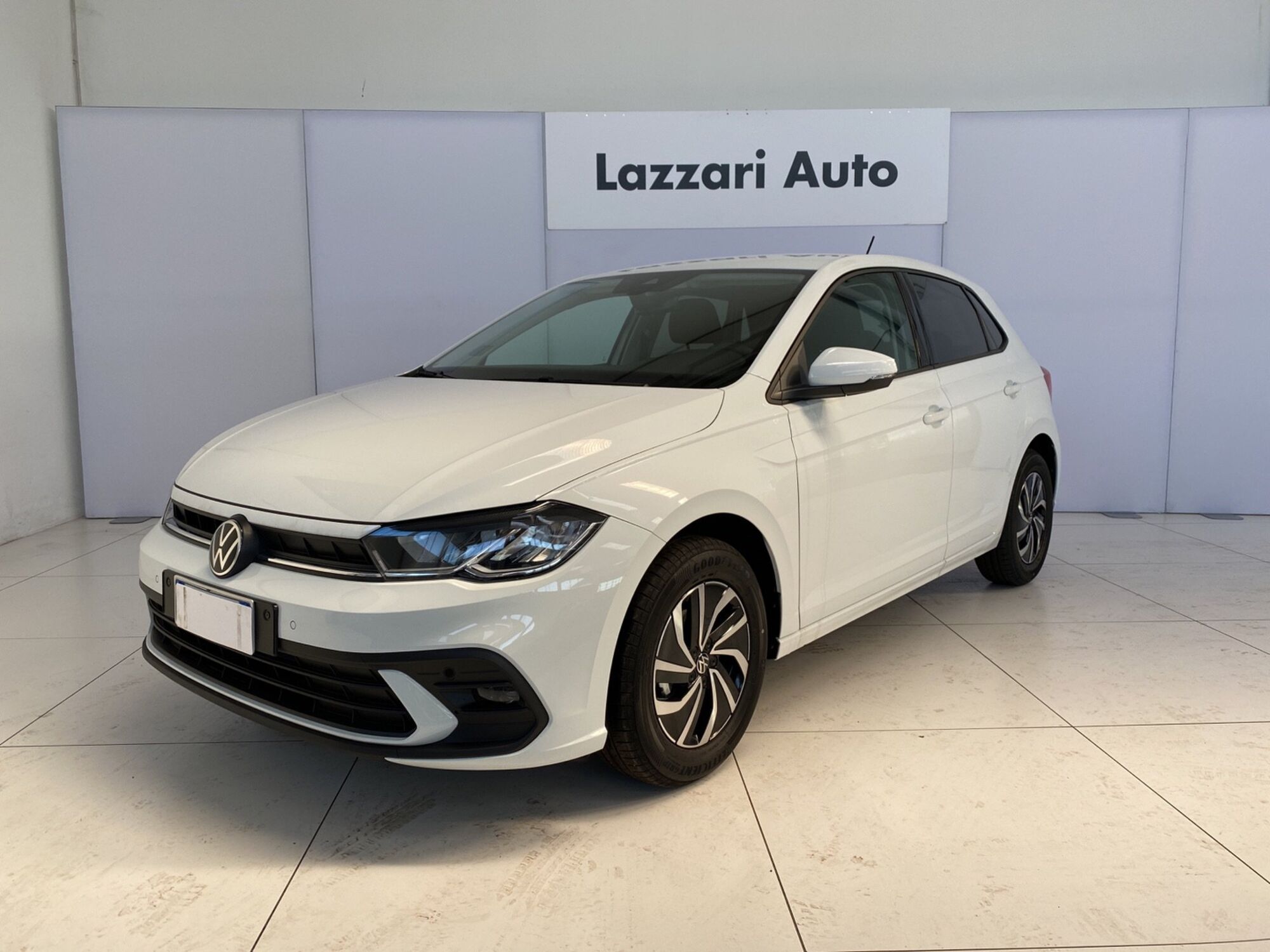 Volkswagen Polo 1.0 tsi Life 95cv nuova a Cornegliano Laudense