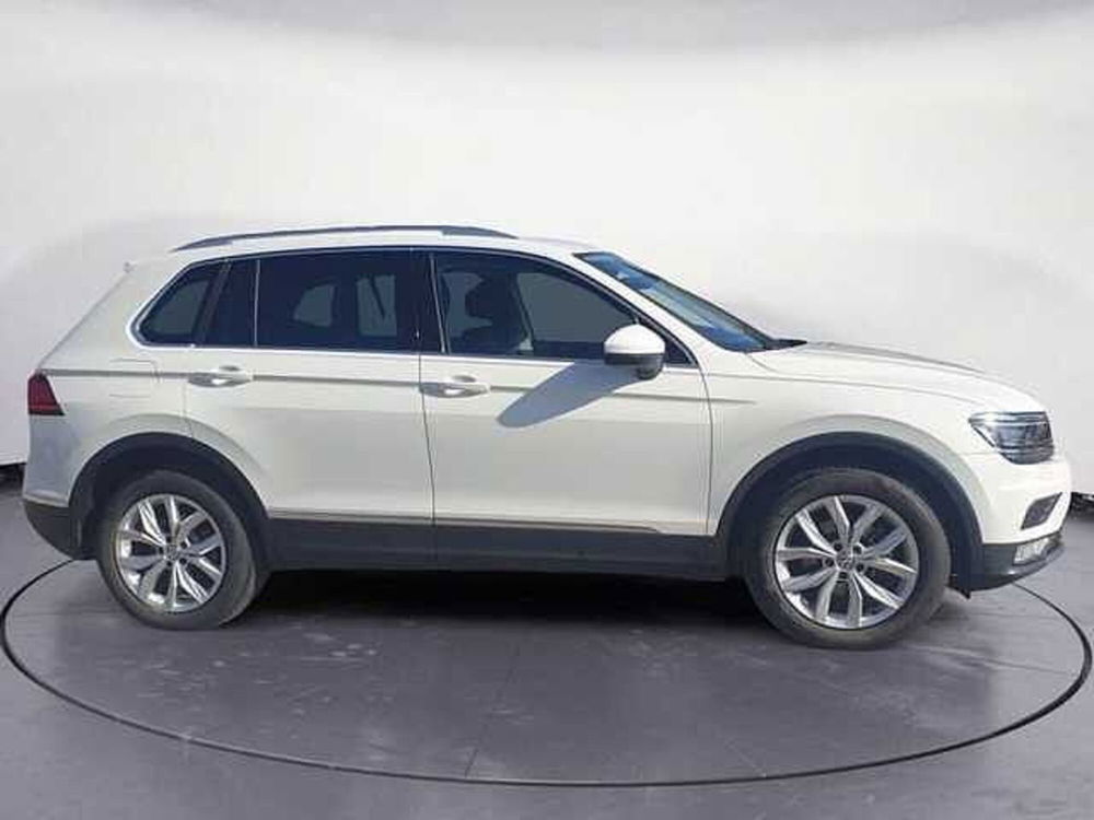 Volkswagen Tiguan 2.0 TDI SCR DSG 4MOTION Business BMT  del 2016 usata a Bolzano/Bozen (2)