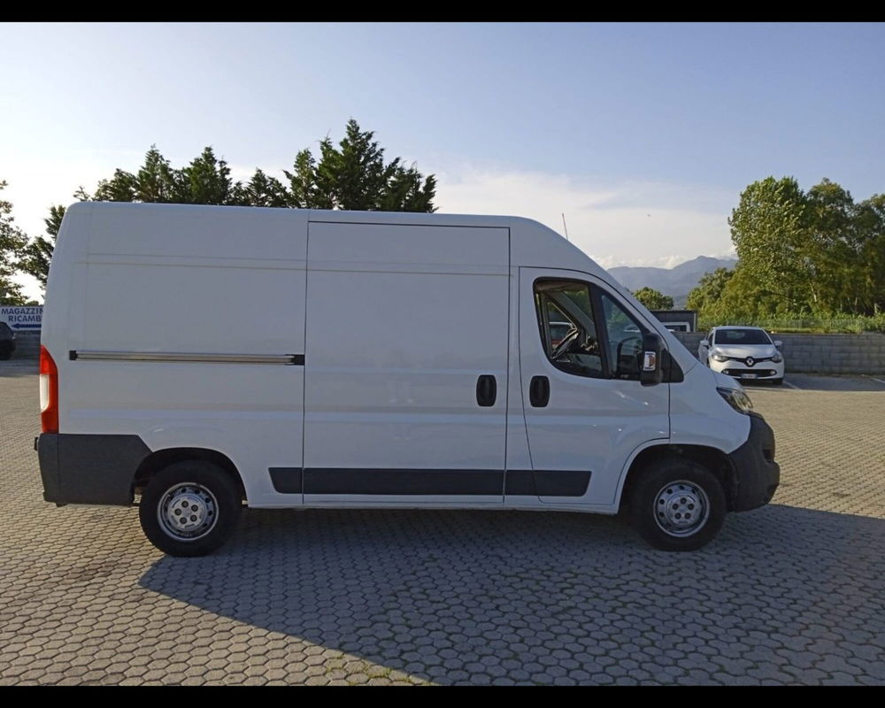 Peugeot Boxer Furgone 335 2.0 BlueHDi 130CV PLM-TM Furgone del 2018 usata a Massarosa (4)