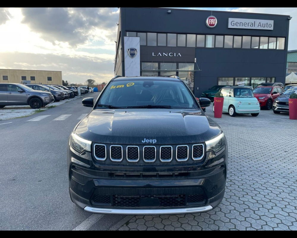 Jeep Compass nuova a Lucca (8)