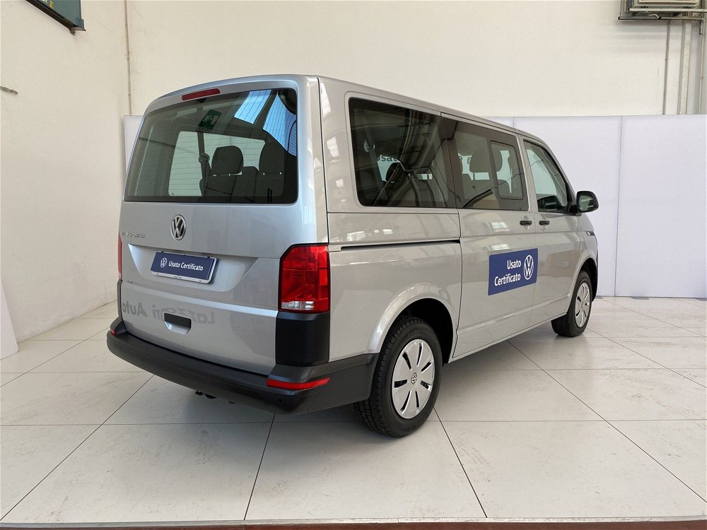 Volkswagen Veicoli Commerciali Transporter Furgone 2.0 TDI 110CV PL Kombi  del 2021 usata a Cornegliano Laudense (4)