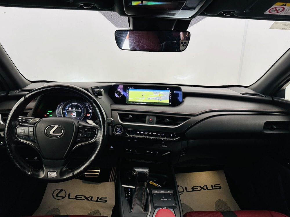 Lexus UX usata a Ragusa (7)