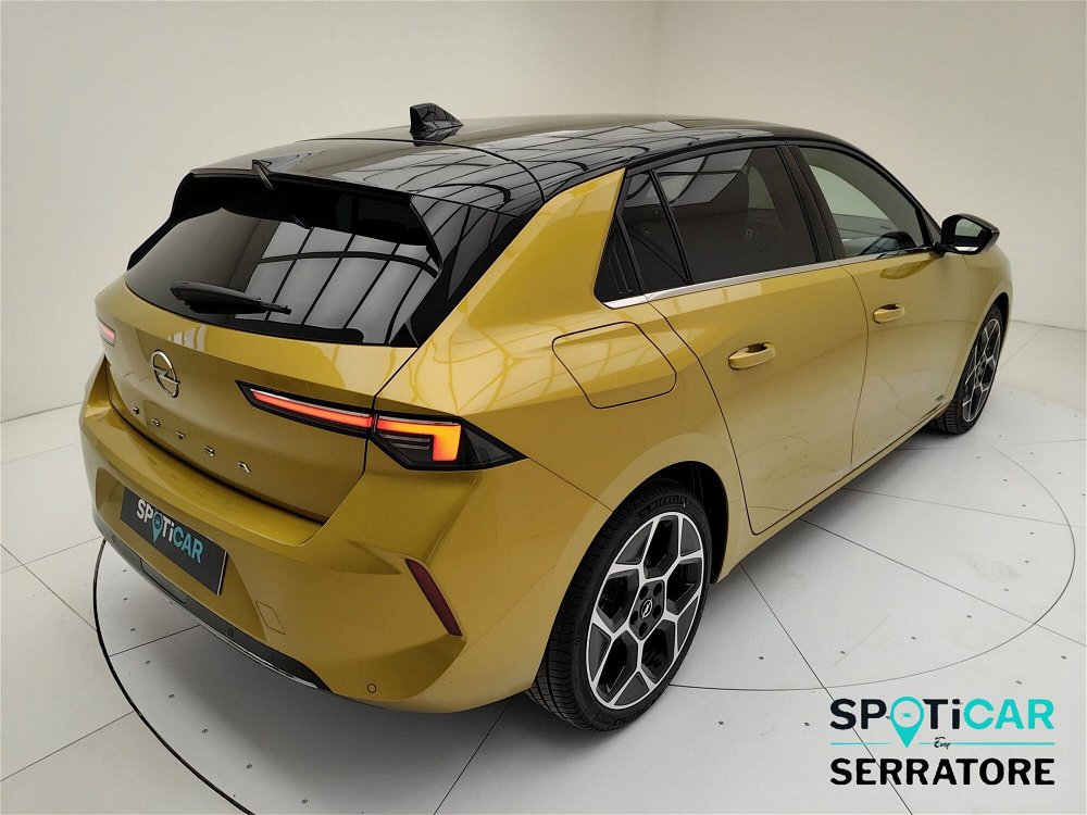 Opel Astra (2021-->>) nuova a Erba (5)