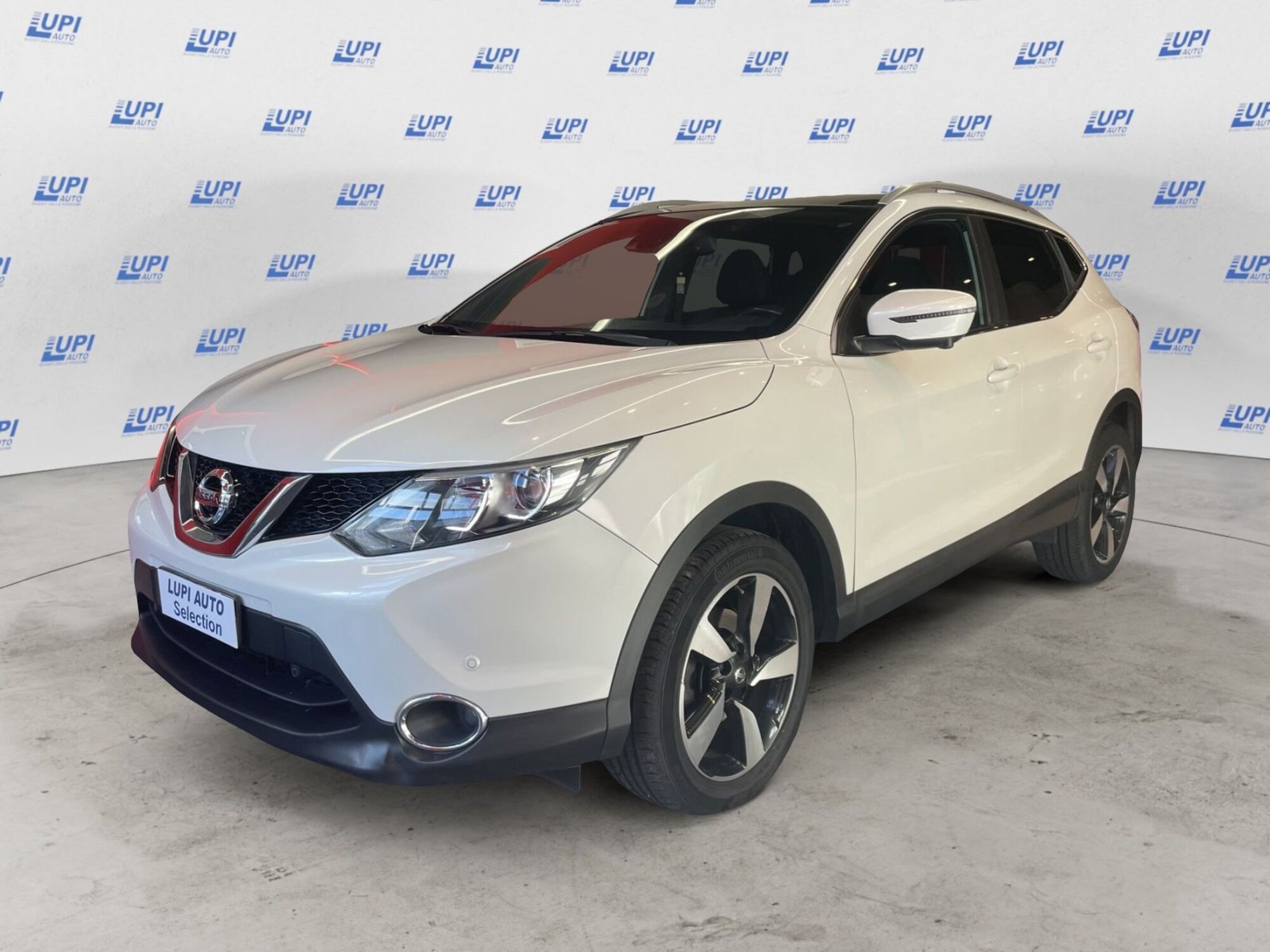 Nissan Qashqai 1.5 dCi N-Connecta  del 2017 usata a Serravalle Pistoiese