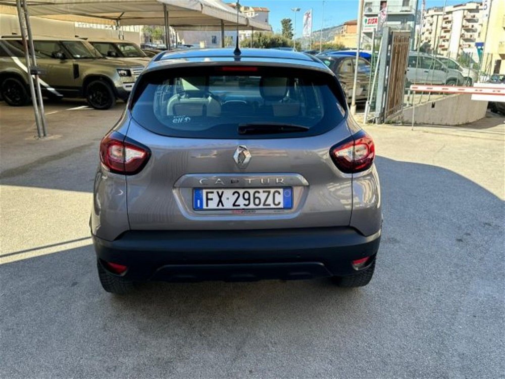 Renault Captur TCe 12V 90 CV Business  del 2019 usata a Alcamo (4)
