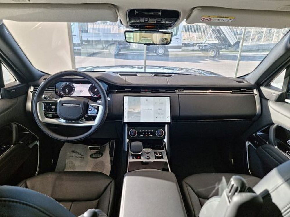 Land Rover Range Rover nuova a Cuneo (12)