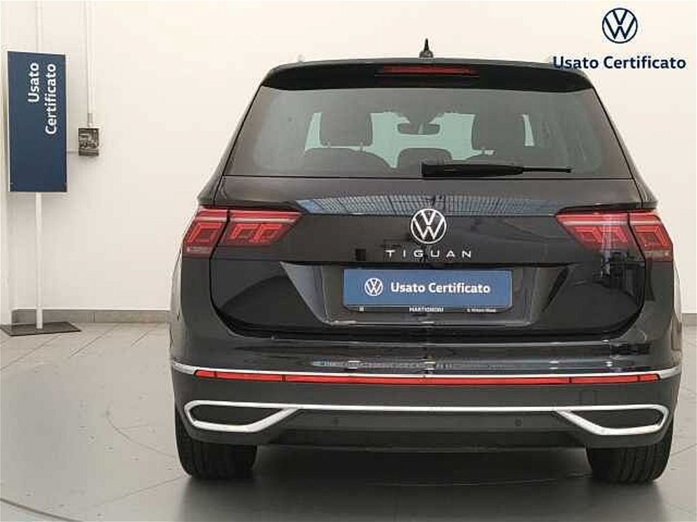 Volkswagen Tiguan 1.5 TSI 150 CV DSG ACT Elegance del 2021 usata a Busto Arsizio (4)