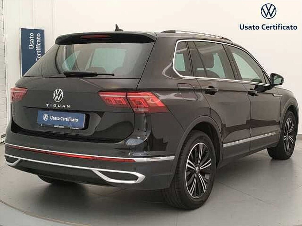 Volkswagen Tiguan 1.5 TSI 150 CV DSG ACT Elegance del 2021 usata a Busto Arsizio (5)