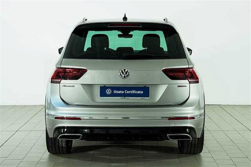 Volkswagen Tiguan 2.0 BiTDI SCR DSG 4MOTION Advanced BMT del 2019 usata a Barni (2)
